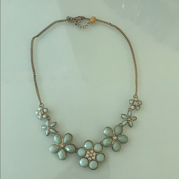 Jewelry - Turquoise Flower Necklace